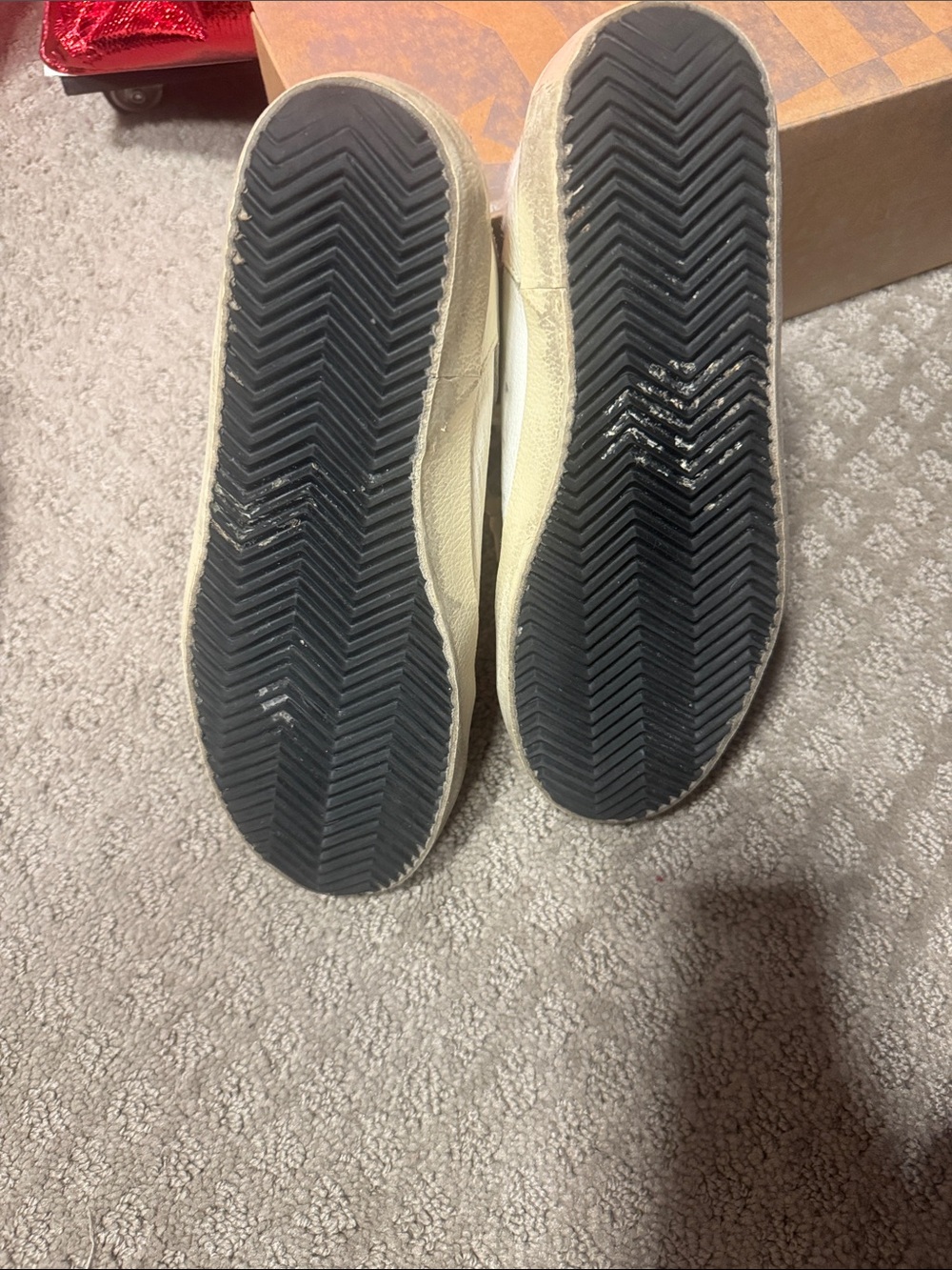 Golden Goose Women’s White Leather Sneakers with Gray Star Accent 37 - Picture 8 of 8